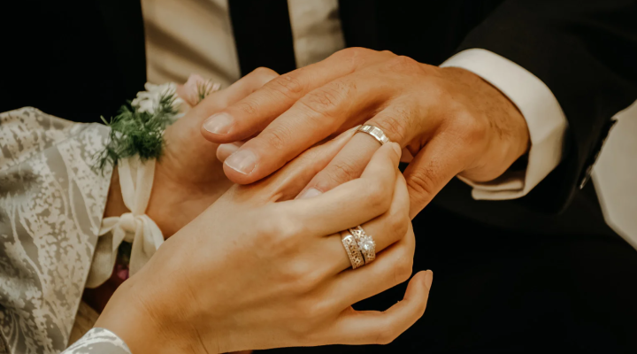 Vale a pena fazer um crédito para casamento?